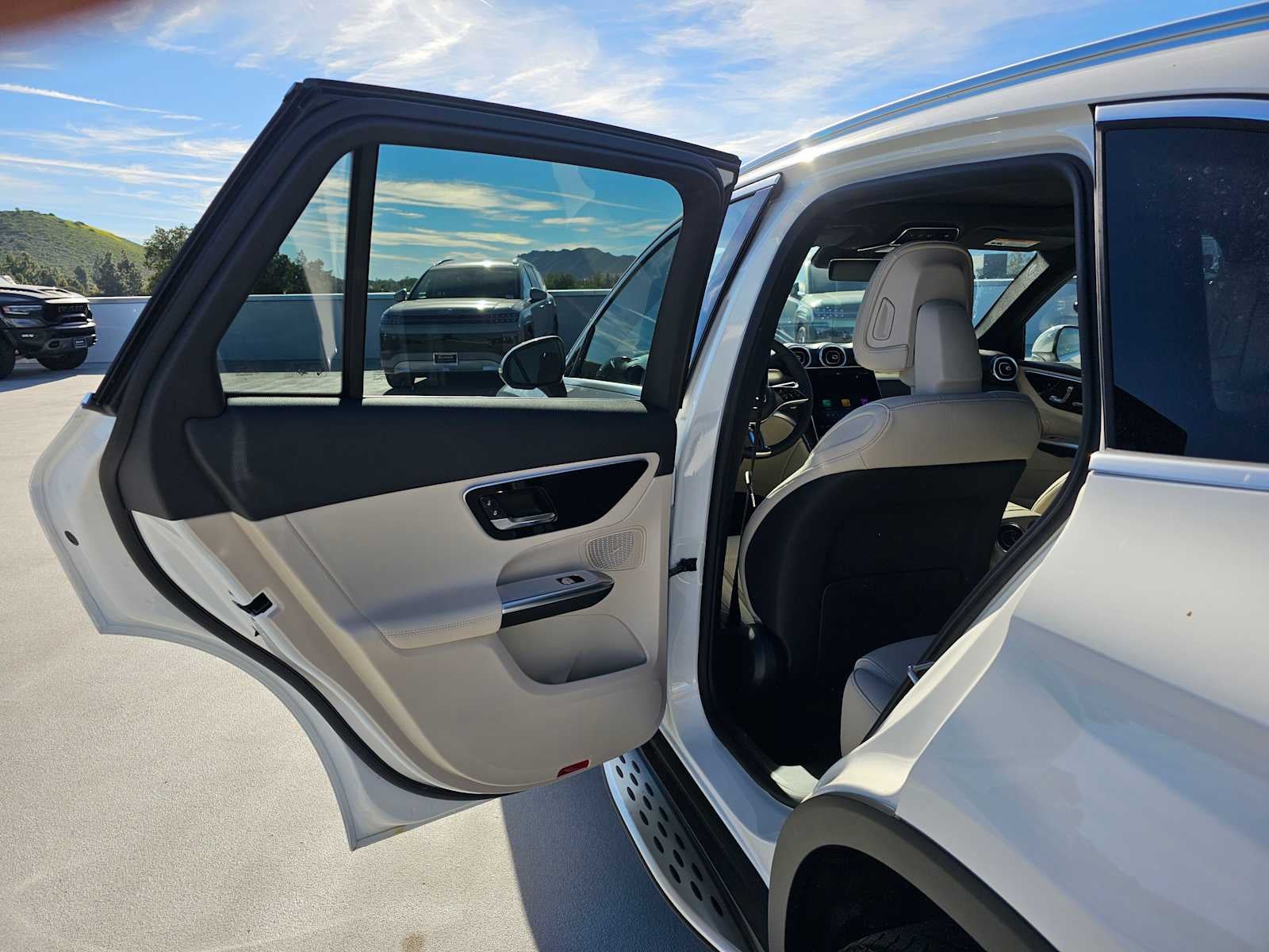 2026 Mercedes-Benz GLC 300 GLC 300