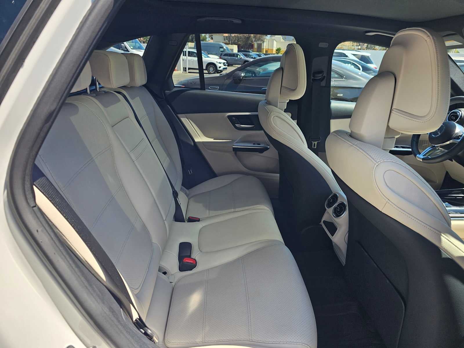 2026 Mercedes-Benz GLC 300 4MATIC® SUV