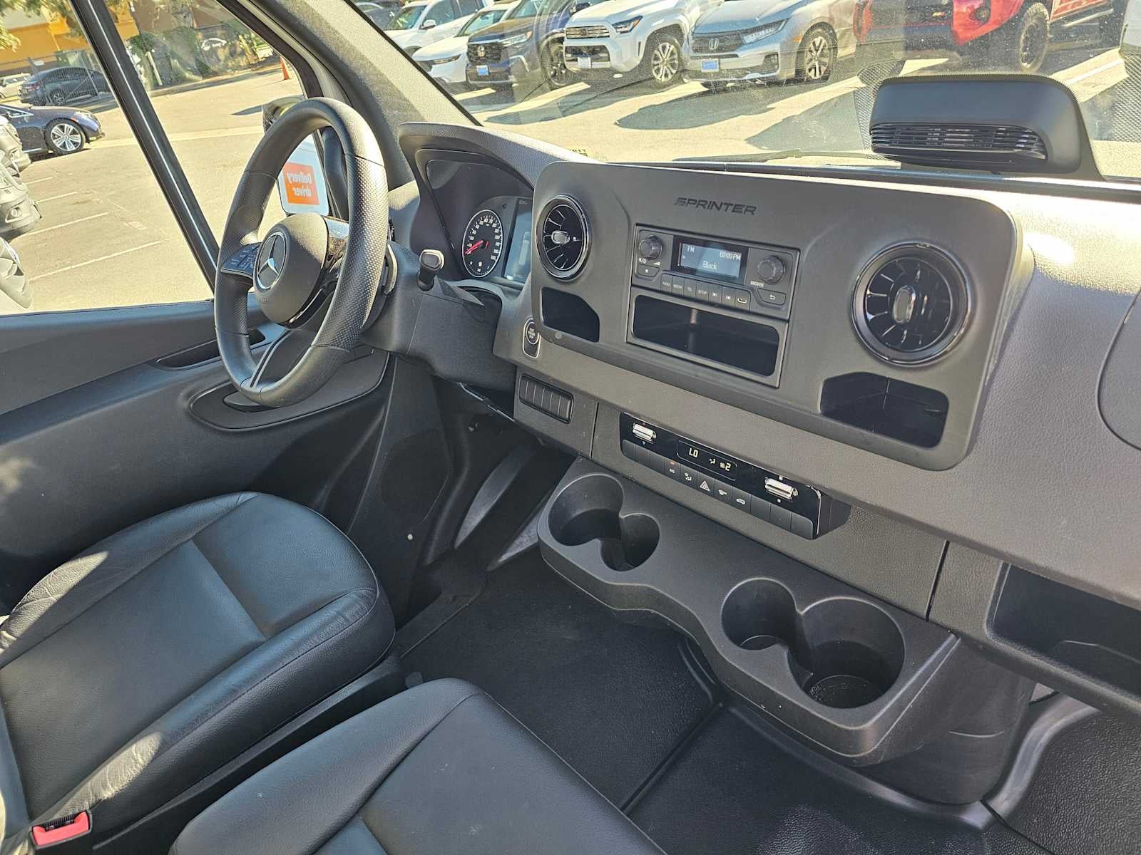 2025 Mercedes-Benz Sprinter 2500 Standard Roof I4 Diesel 144" RWD