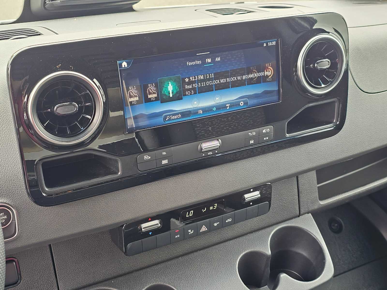 2025 Mercedes-Benz Sprinter 2500 Standard Roof I4 Diesel HO 144" RWD