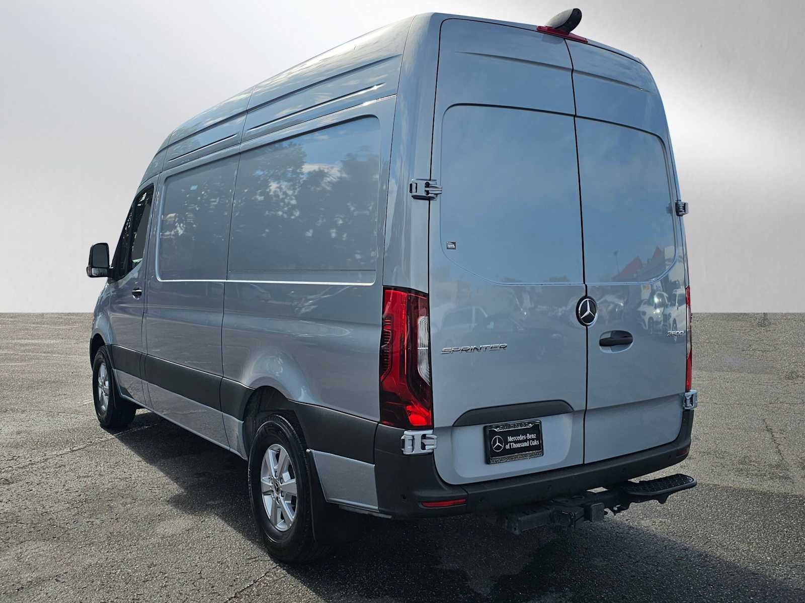 2025 Mercedes-Benz Sprinter 2500 Standard Roof I4 Diesel HO 144" RWD