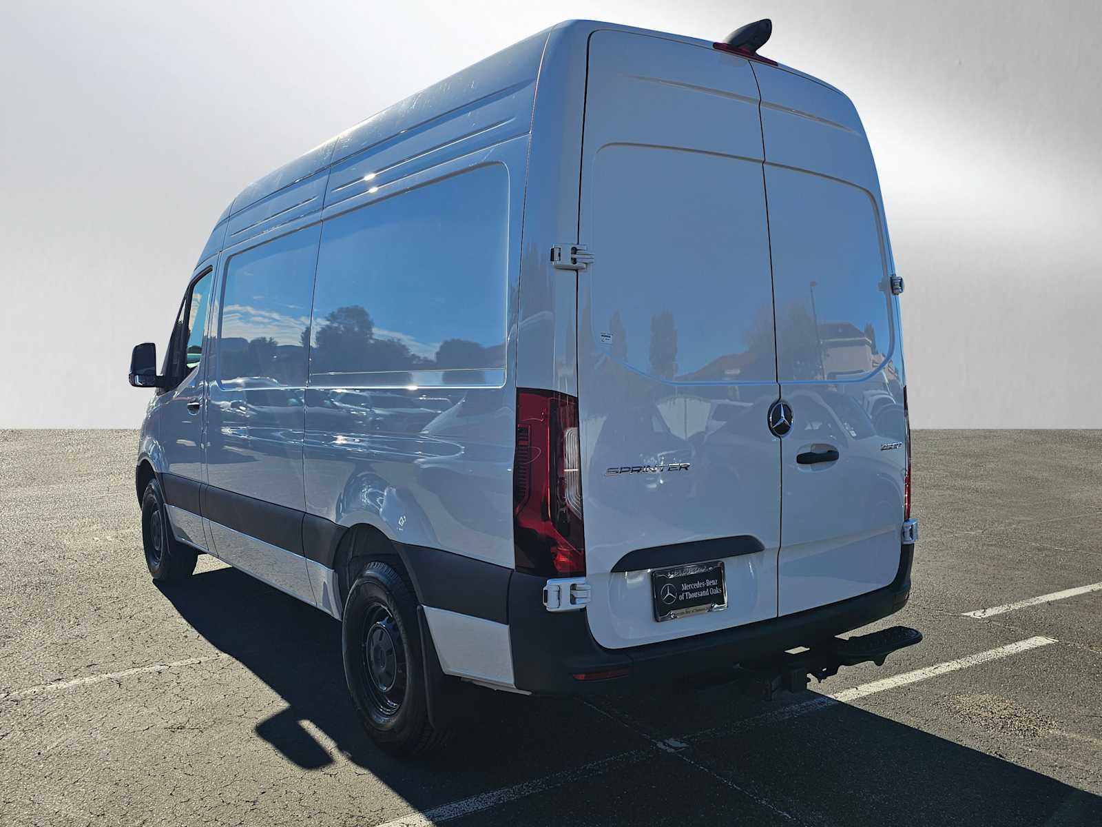 2025 Mercedes-Benz Sprinter 2500 Standard Roof I4 Diesel HO 144" RWD