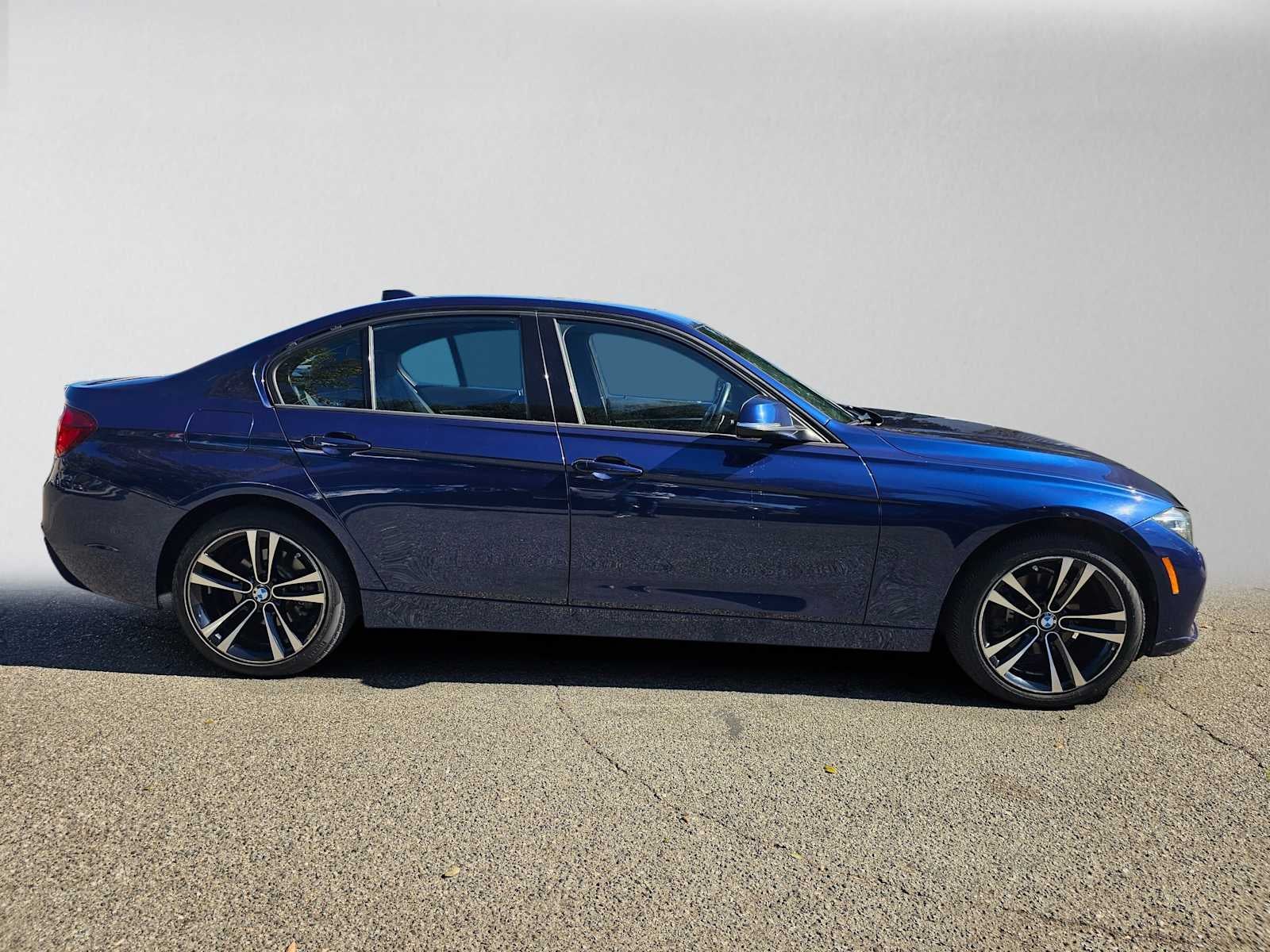 2018 BMW 330i xDrive 330i xDrive