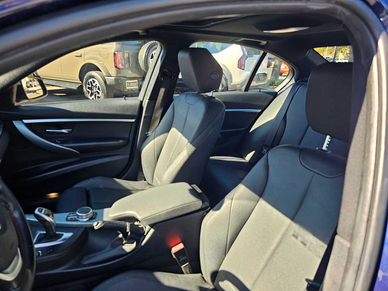 2018 BMW 330i xDrive 330i xDrive