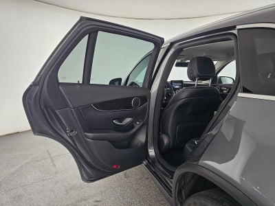 2016 Mercedes-Benz GLC 300 RWD 4dr