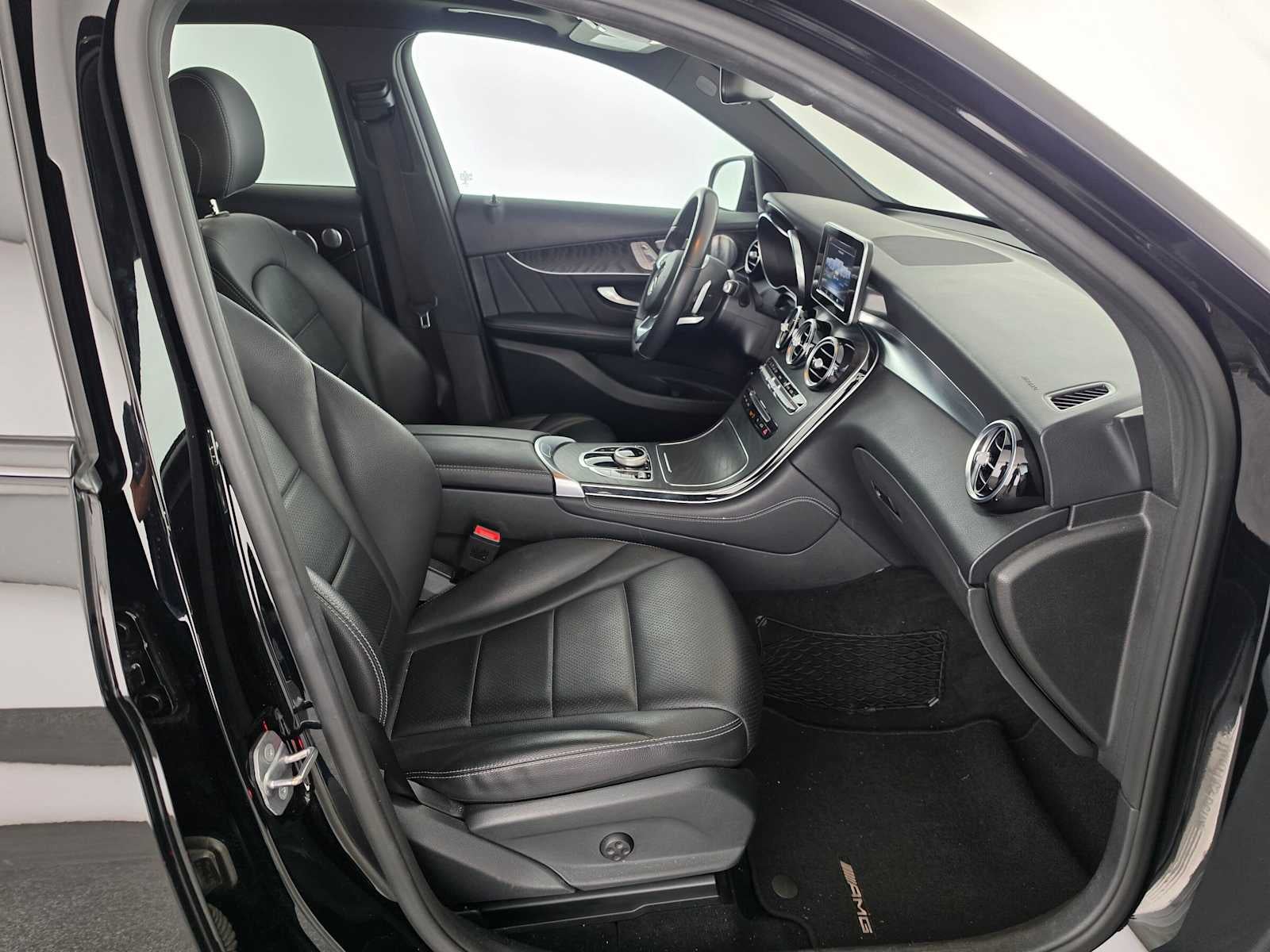 2018 Mercedes-Benz GLC 300 SUV
