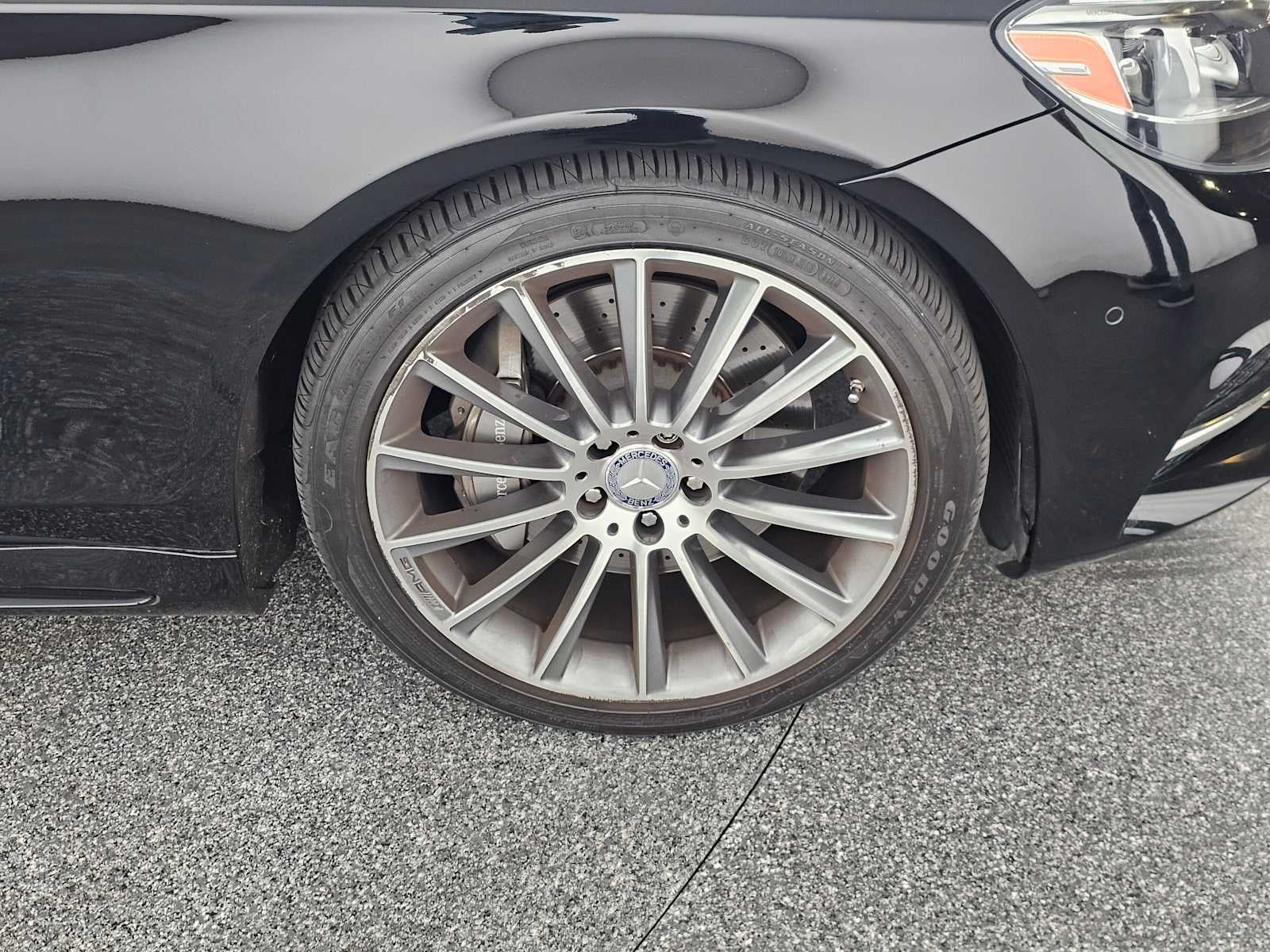 2015 Mercedes-Benz S 550 4dr Sdn RWD