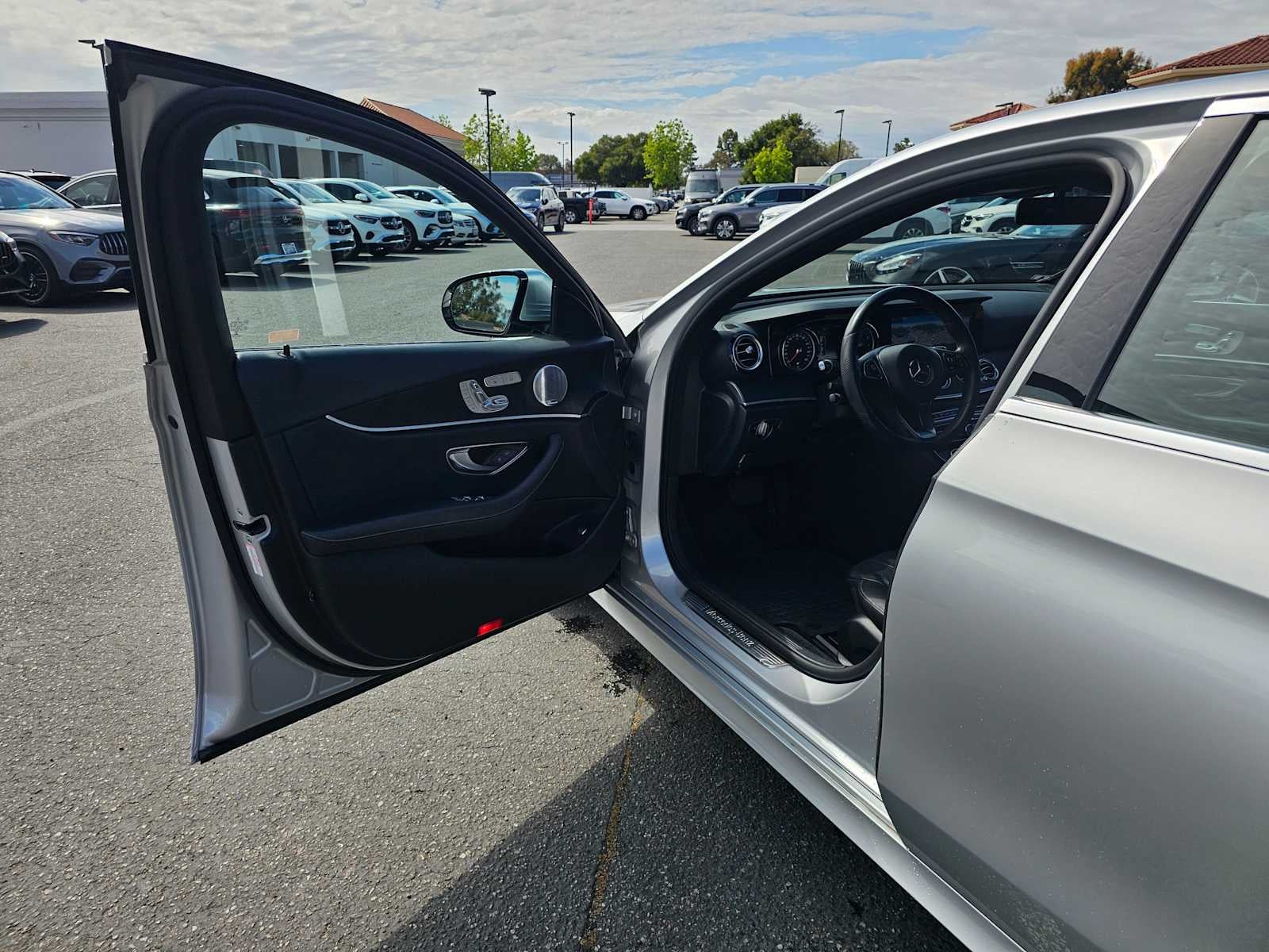 2017 Mercedes-Benz E 300 RWD Sedan