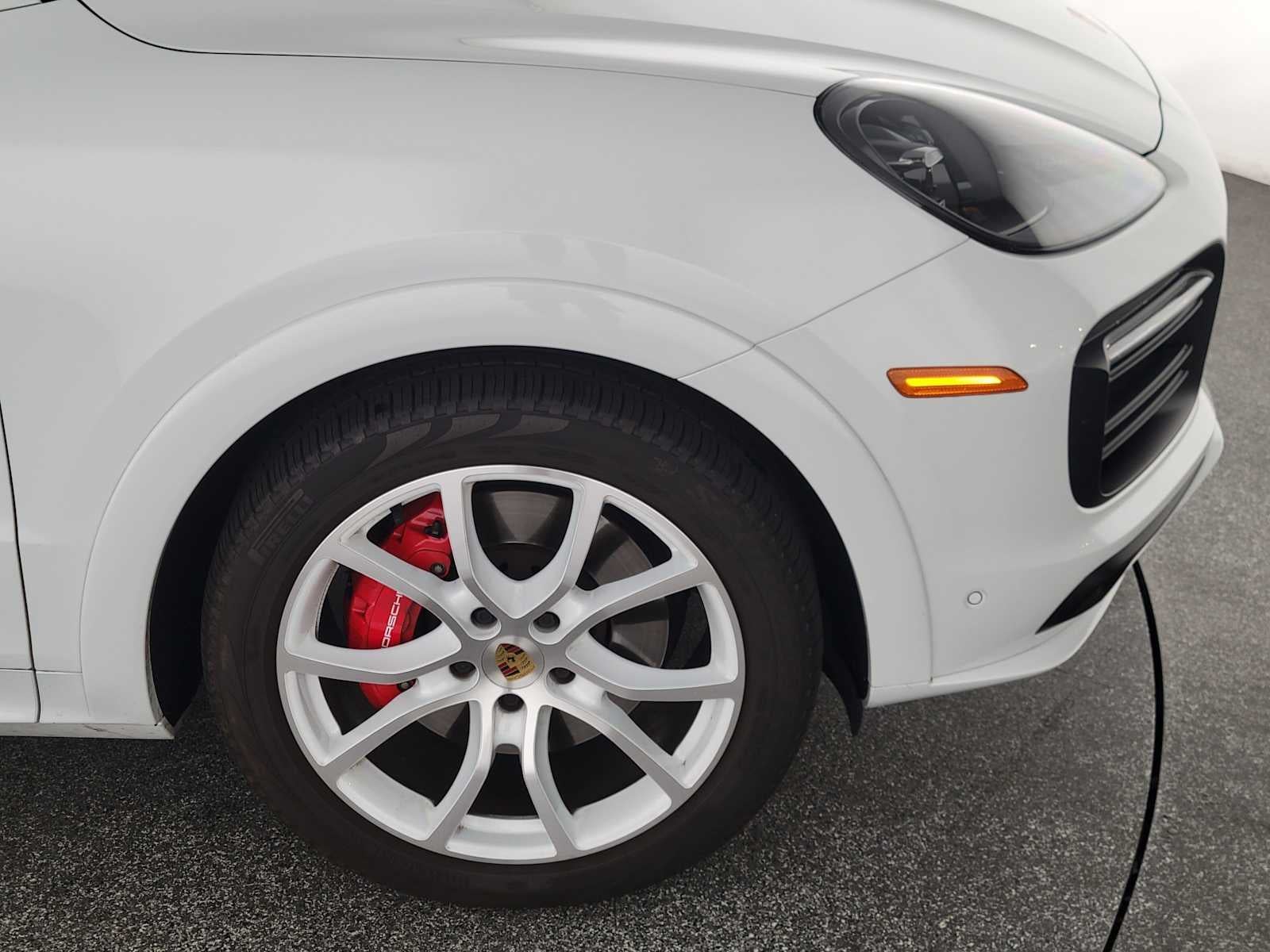 2022 Porsche Cayenne GTS