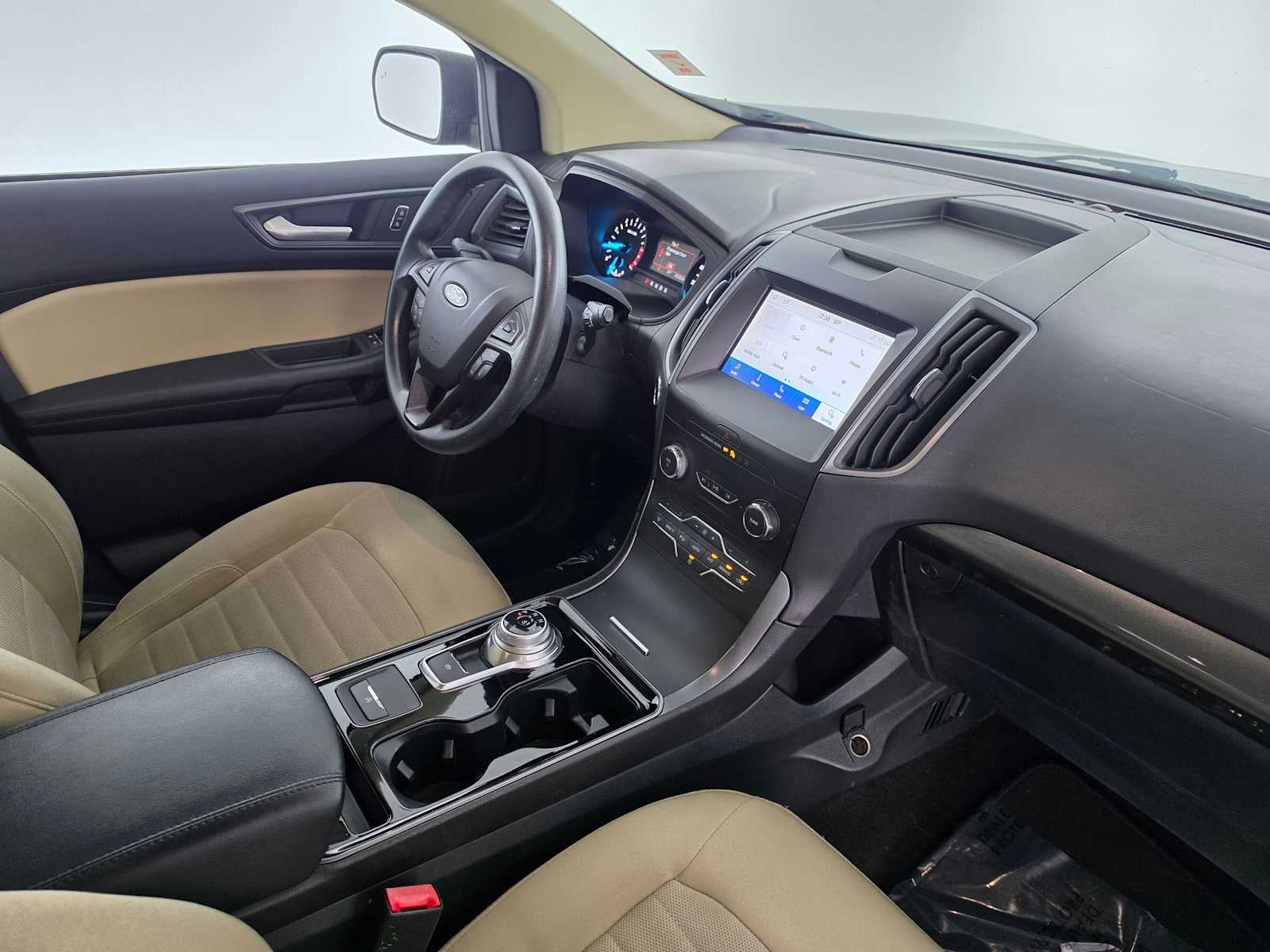2020 Ford Edge SE