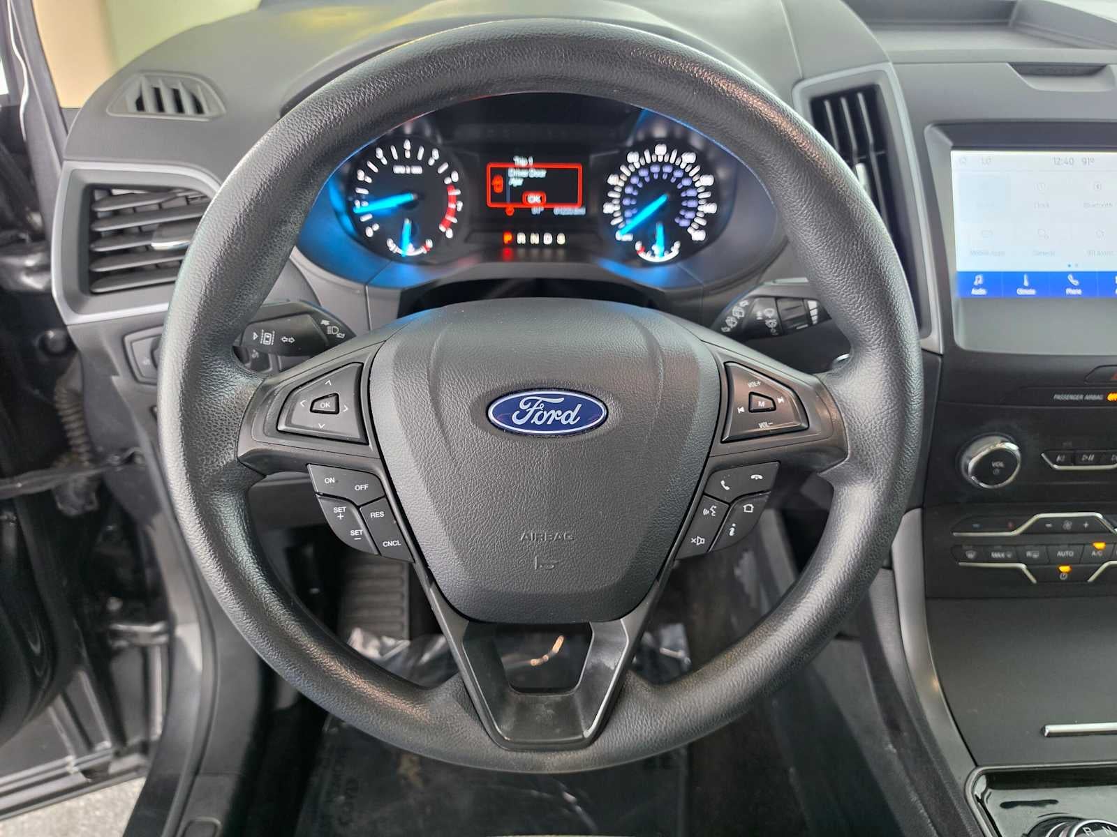2020 Ford Edge SE