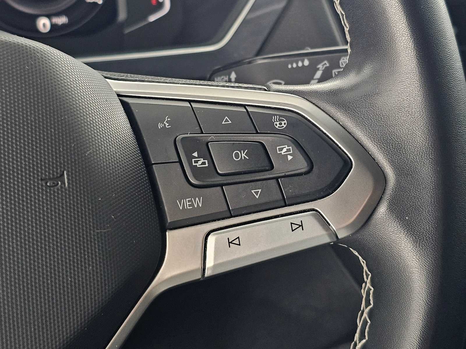 2023 Volkswagen Tiguan SEL R-Line