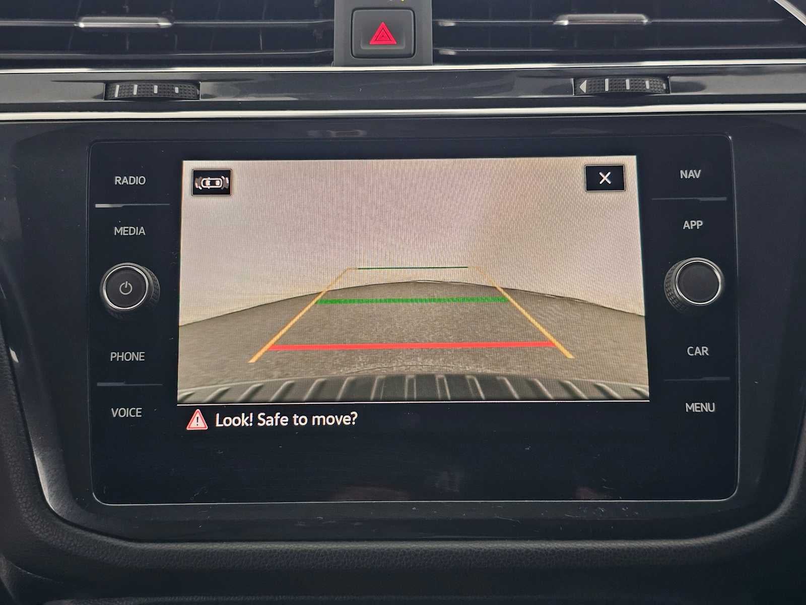 2023 Volkswagen Tiguan SEL R-Line