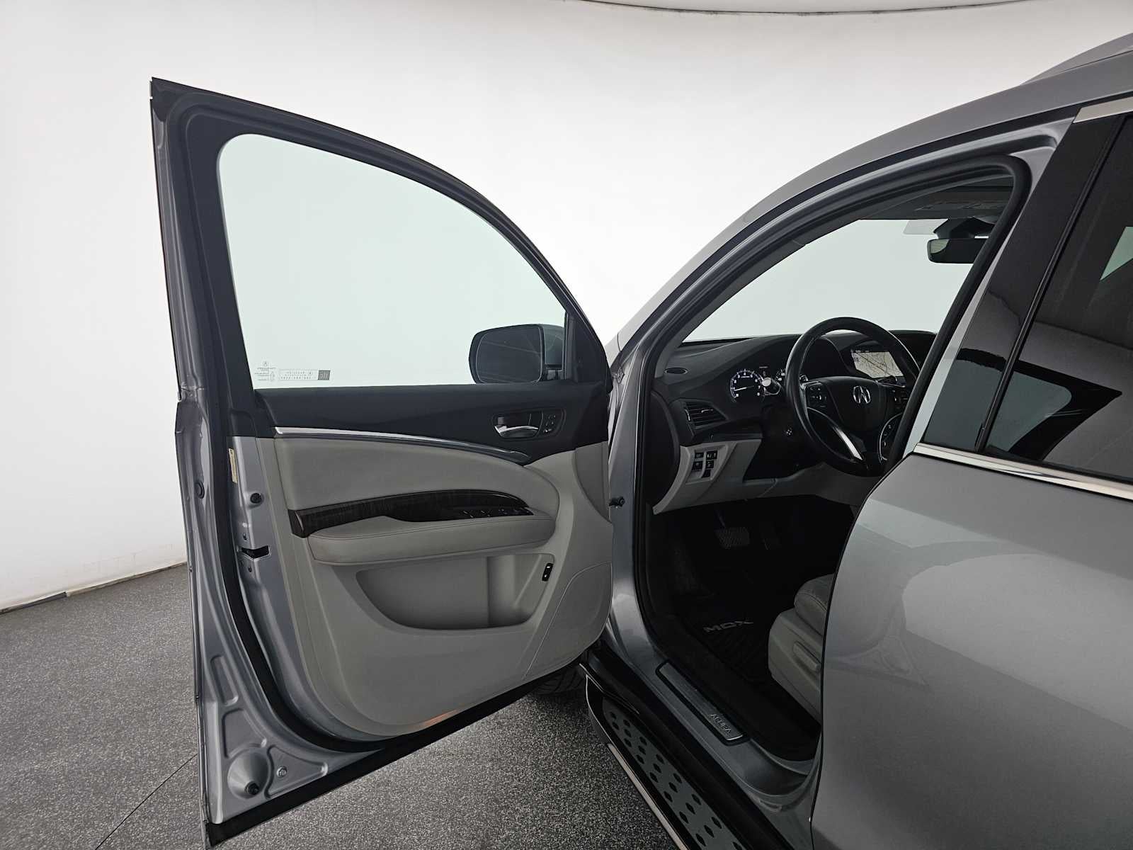 2017 Acura MDX w/Technology Pkg
