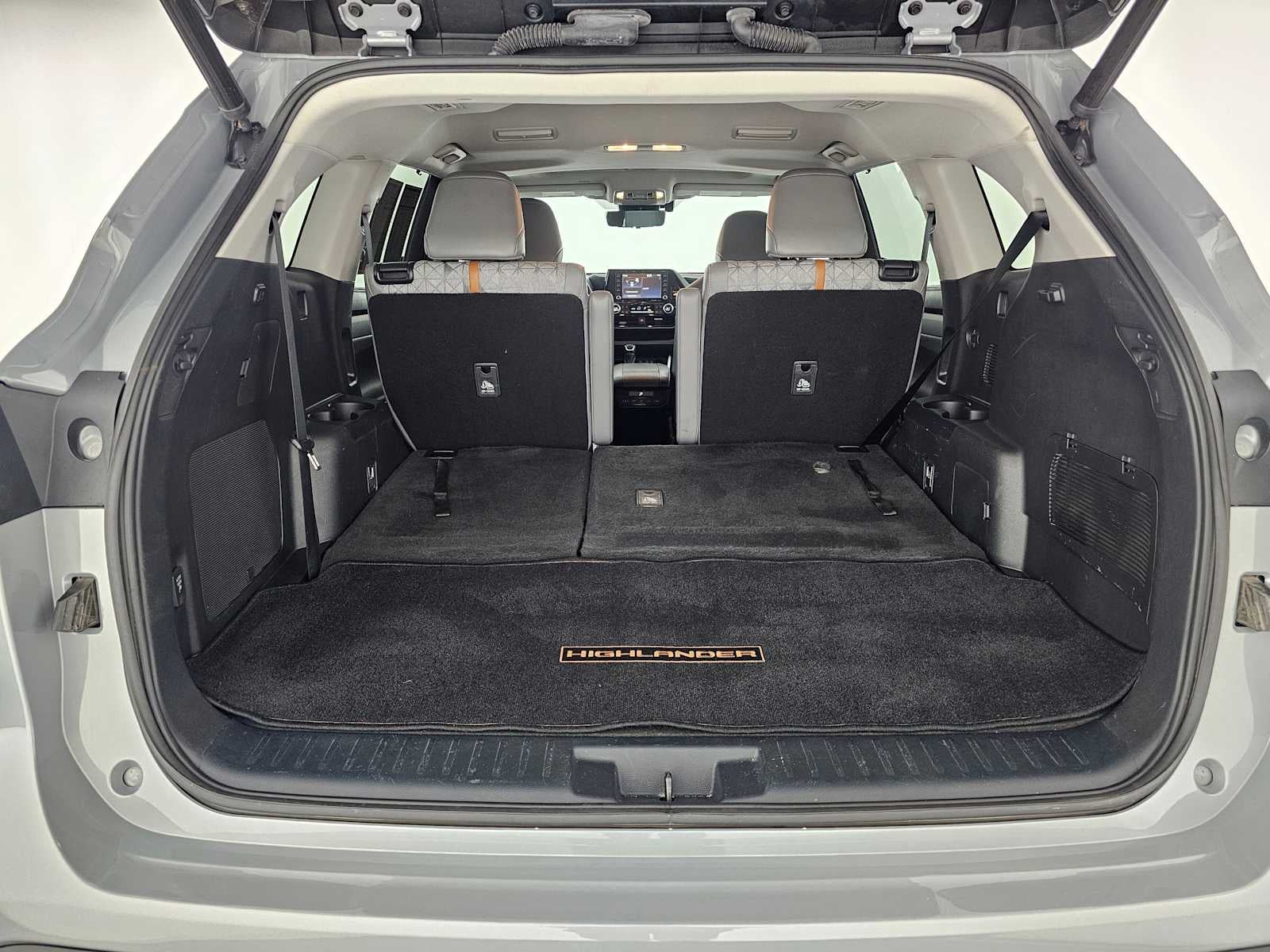 2022 Toyota Highlander Hybrid Bronze Edition