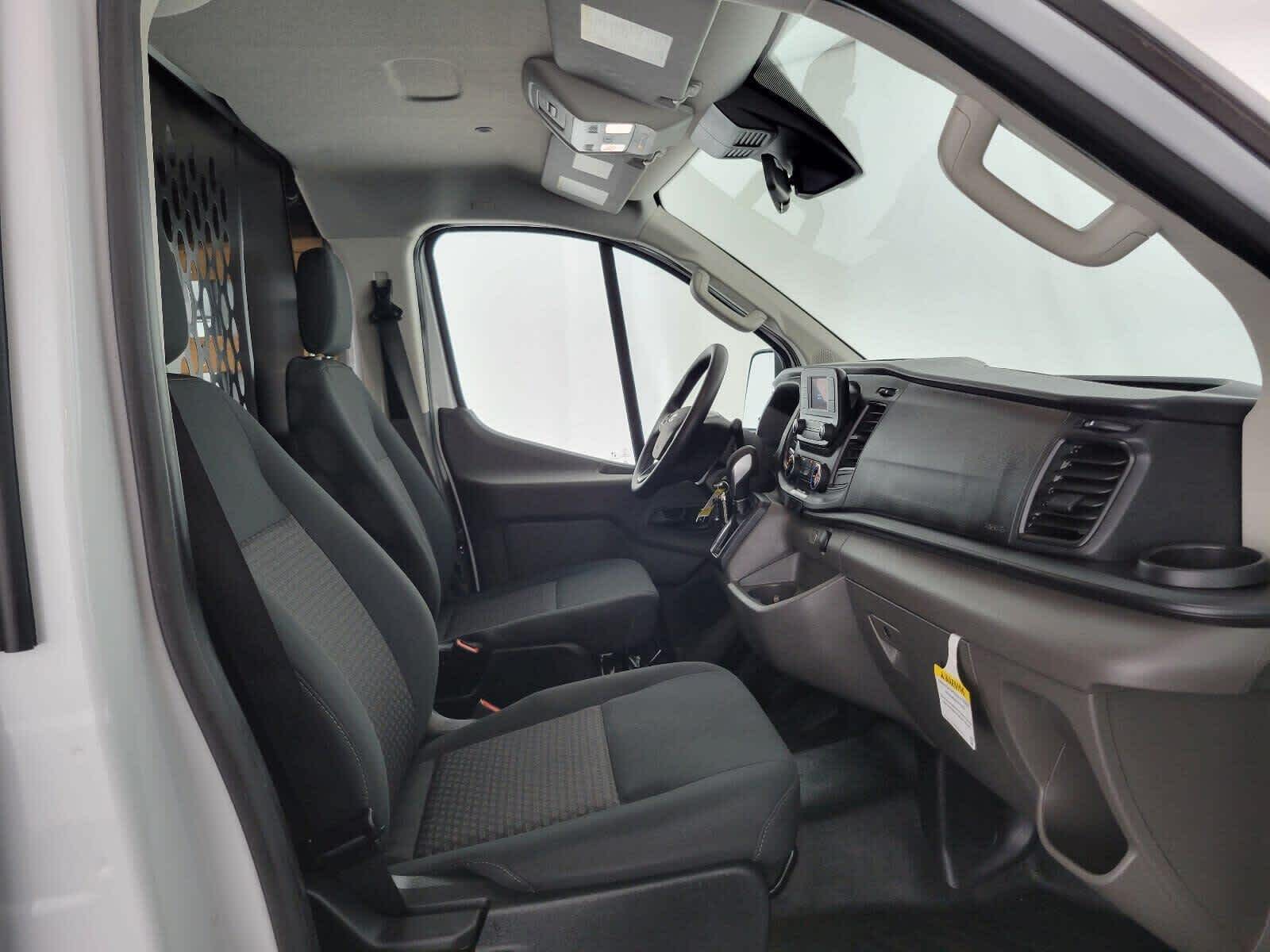 2025 Ford Transit Cargo Van T-250 130" Low Rf 9070 GVWR RWD