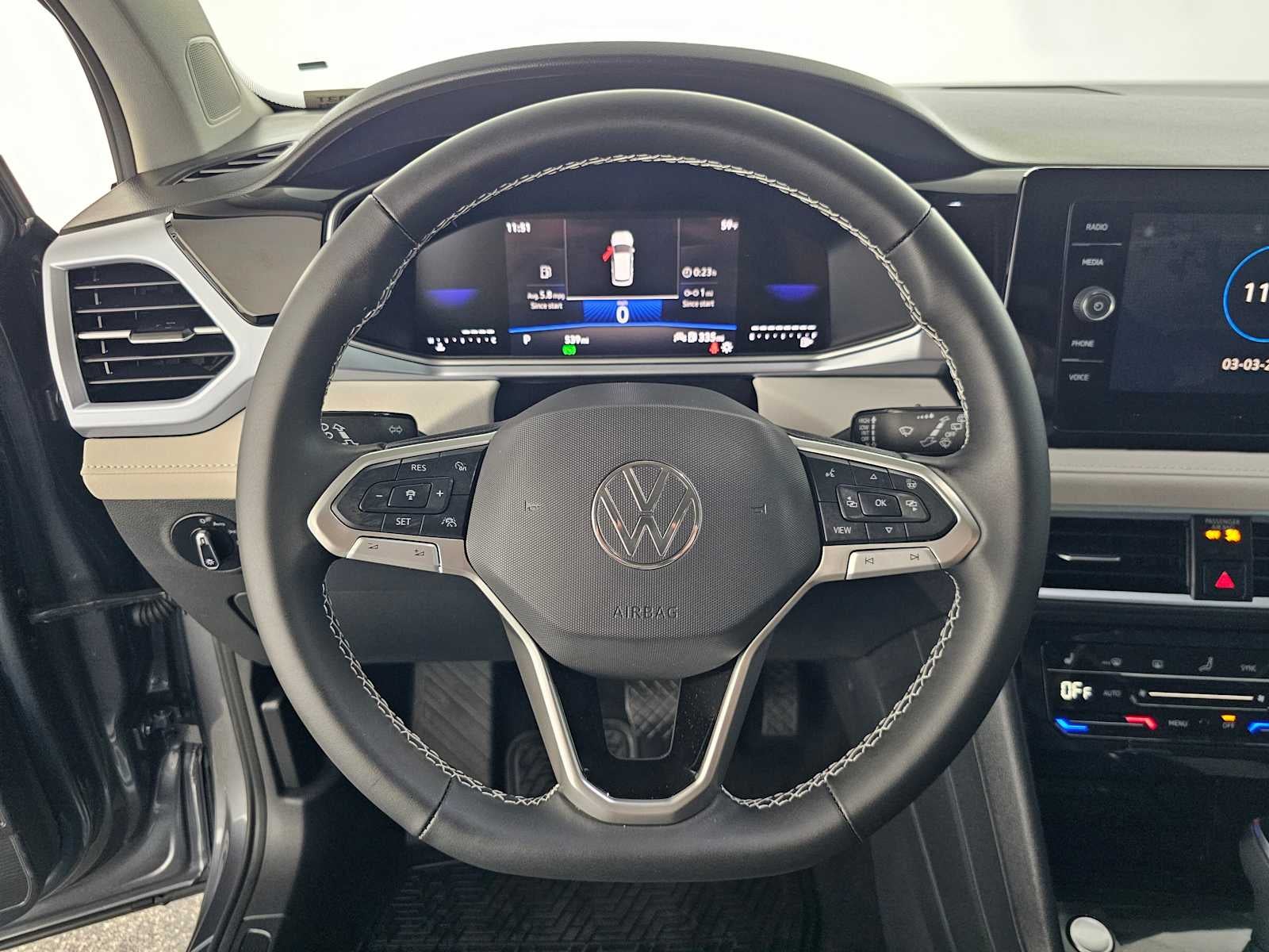 2026 Volkswagen Taos SE