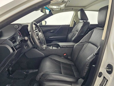 2023 Lexus ES 300h Luxury