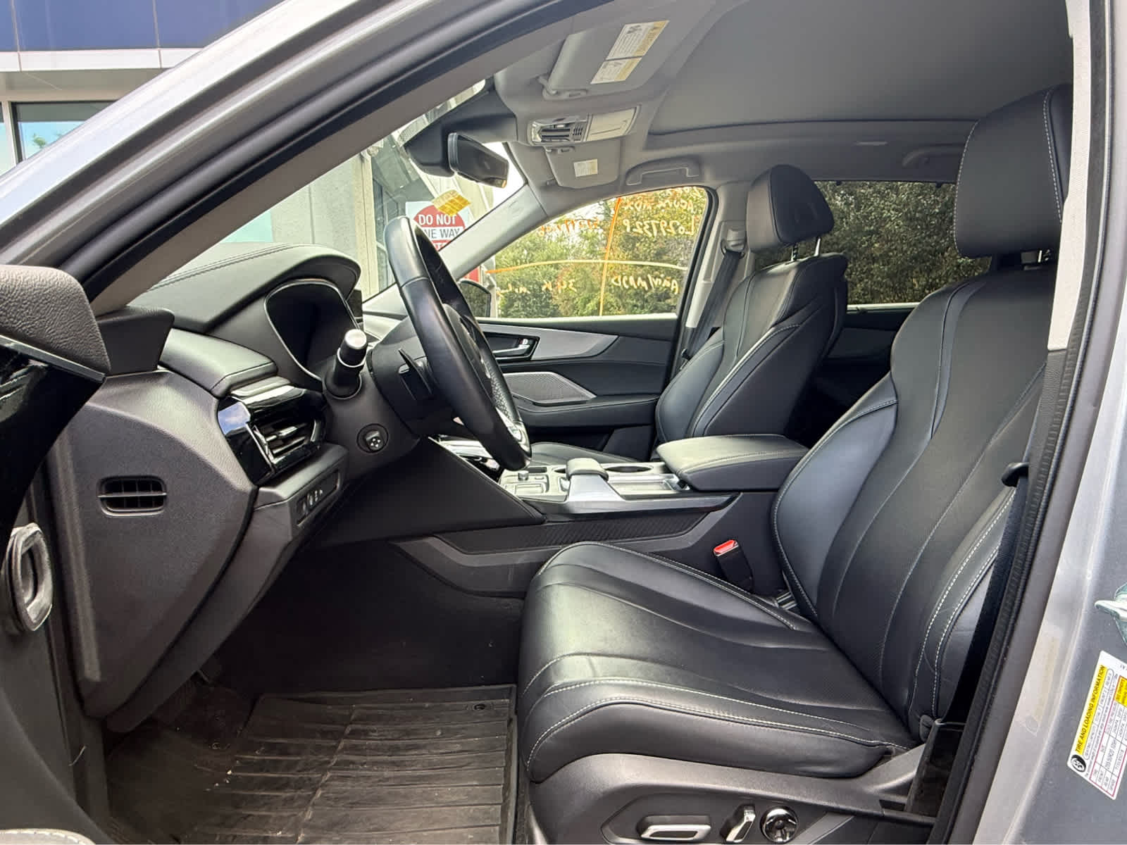 2023 Acura MDX w/Technology Package
