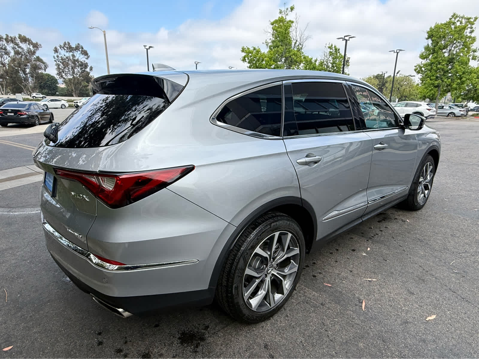 2023 Acura MDX w/Technology Package