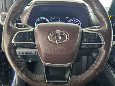 2022 Toyota Sienna Platinum