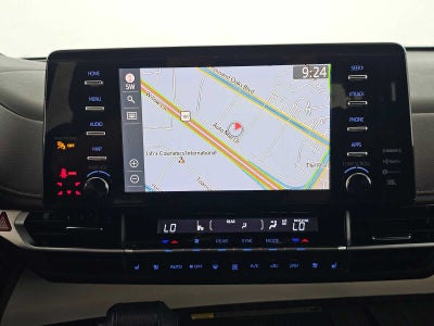 2022 Toyota Sienna Platinum