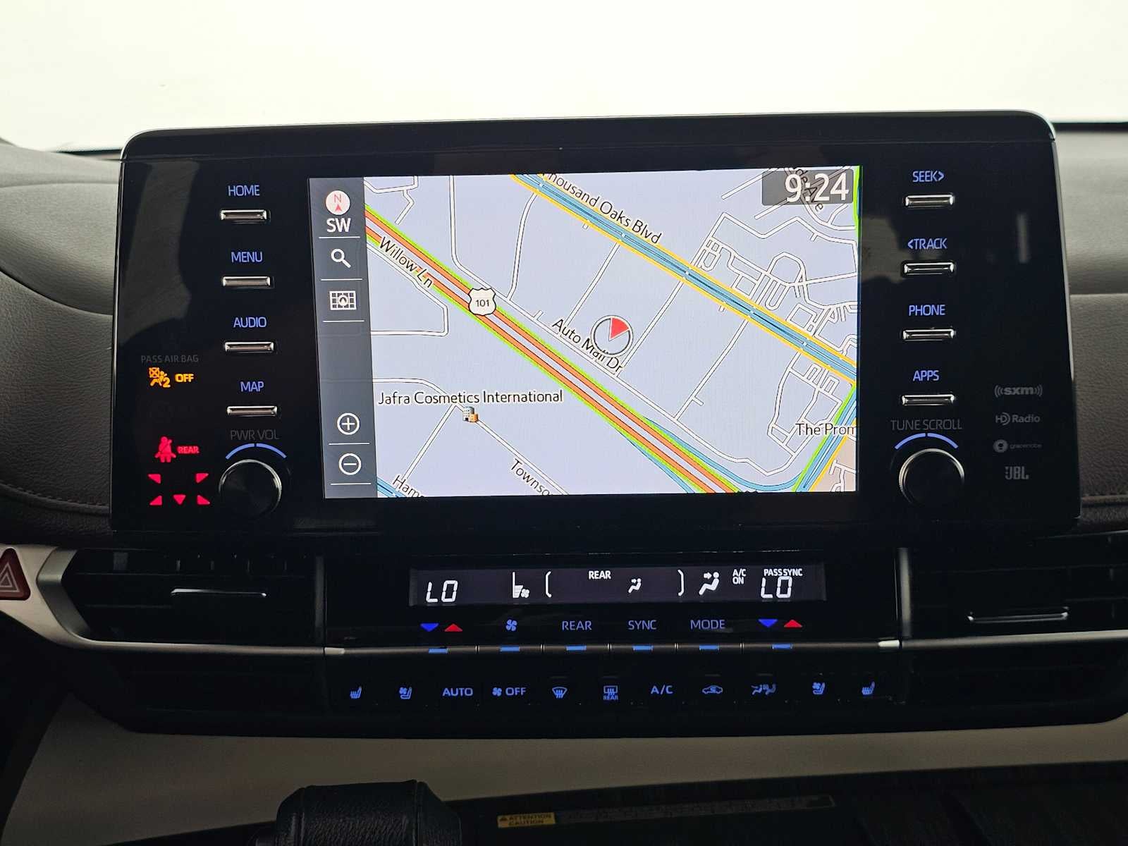 2022 Toyota Sienna Platinum