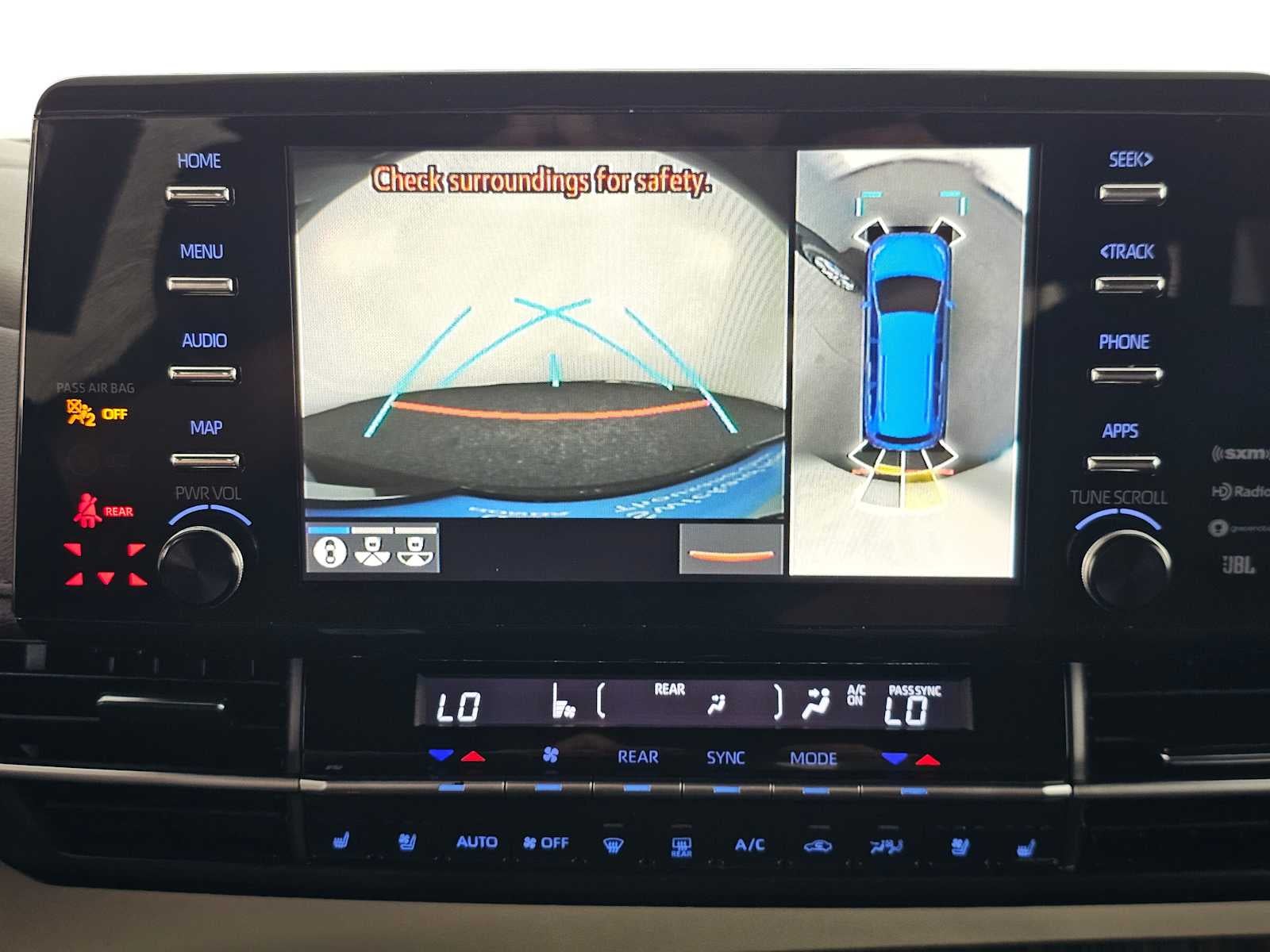 2022 Toyota Sienna Platinum