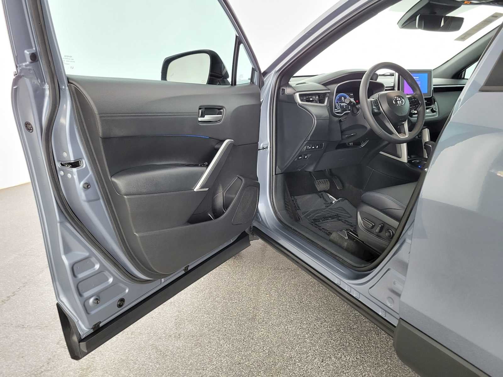 2024 Toyota Corolla Cross Hybrid XSE
