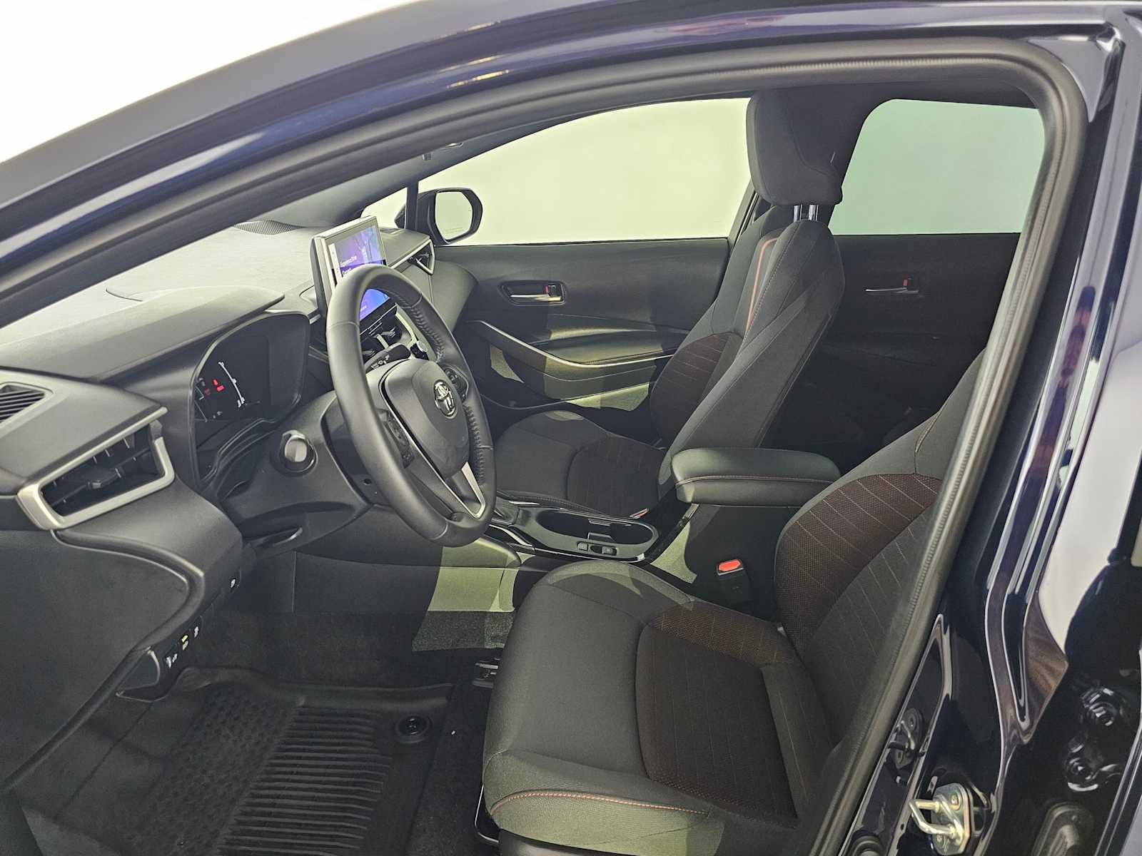 2025 Toyota Corolla Hybrid SE