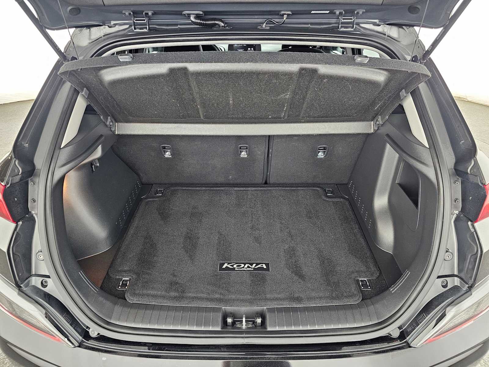2023 Hyundai Kona Electric SE