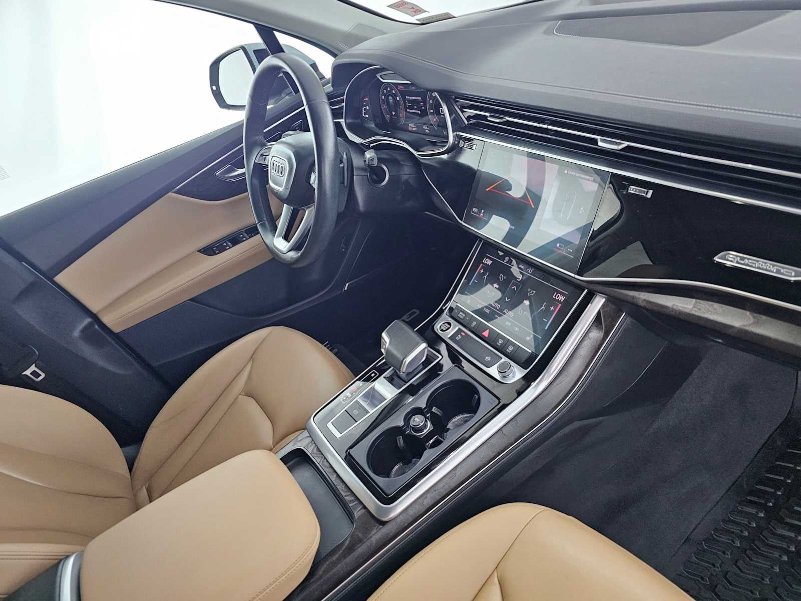 2023 Audi Q7 Premium Plus