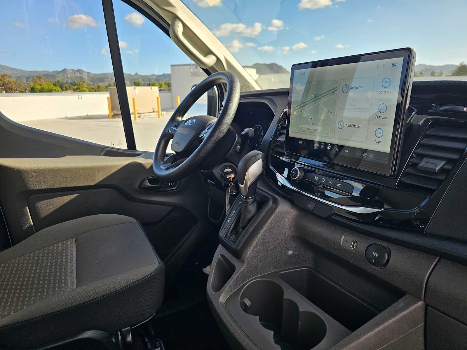 2023 Ford Transit Passenger Wagon XLT