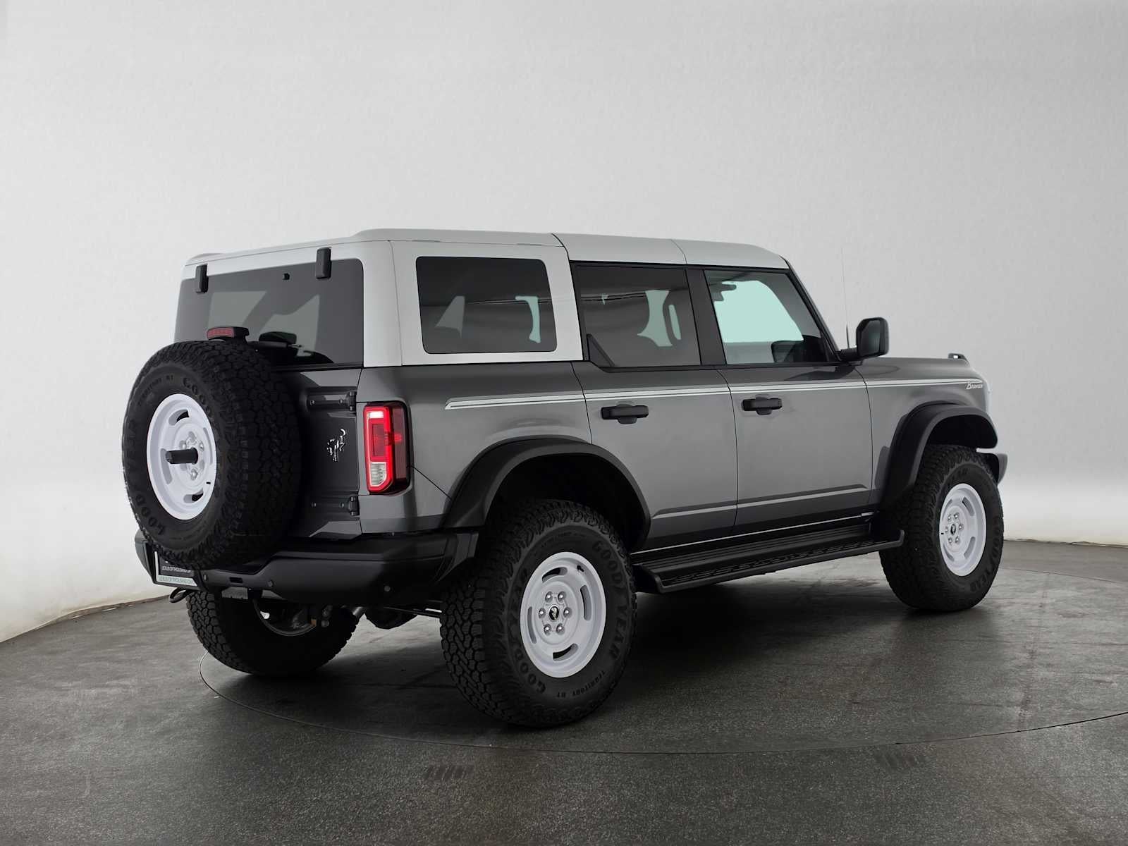 2025 Ford Bronco Heritage Edition