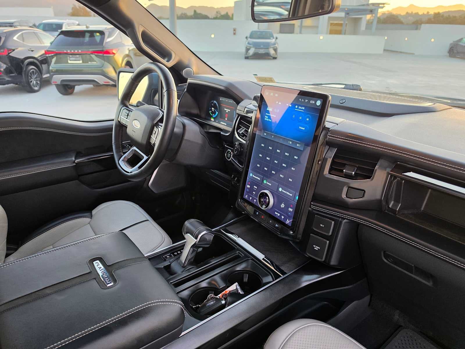 2023 Ford F-150 Lightning Platinum