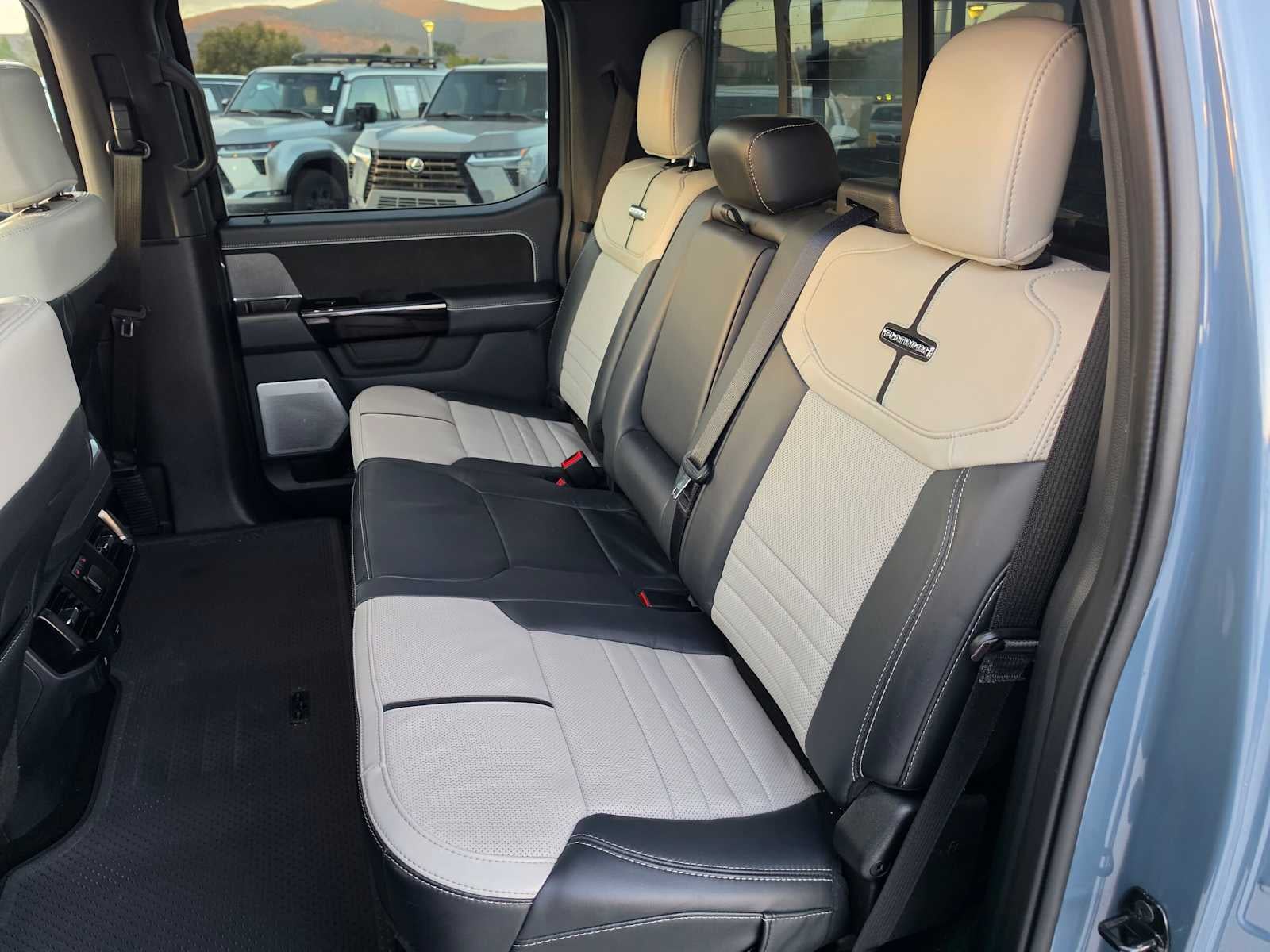 2023 Ford F-150 Lightning Platinum
