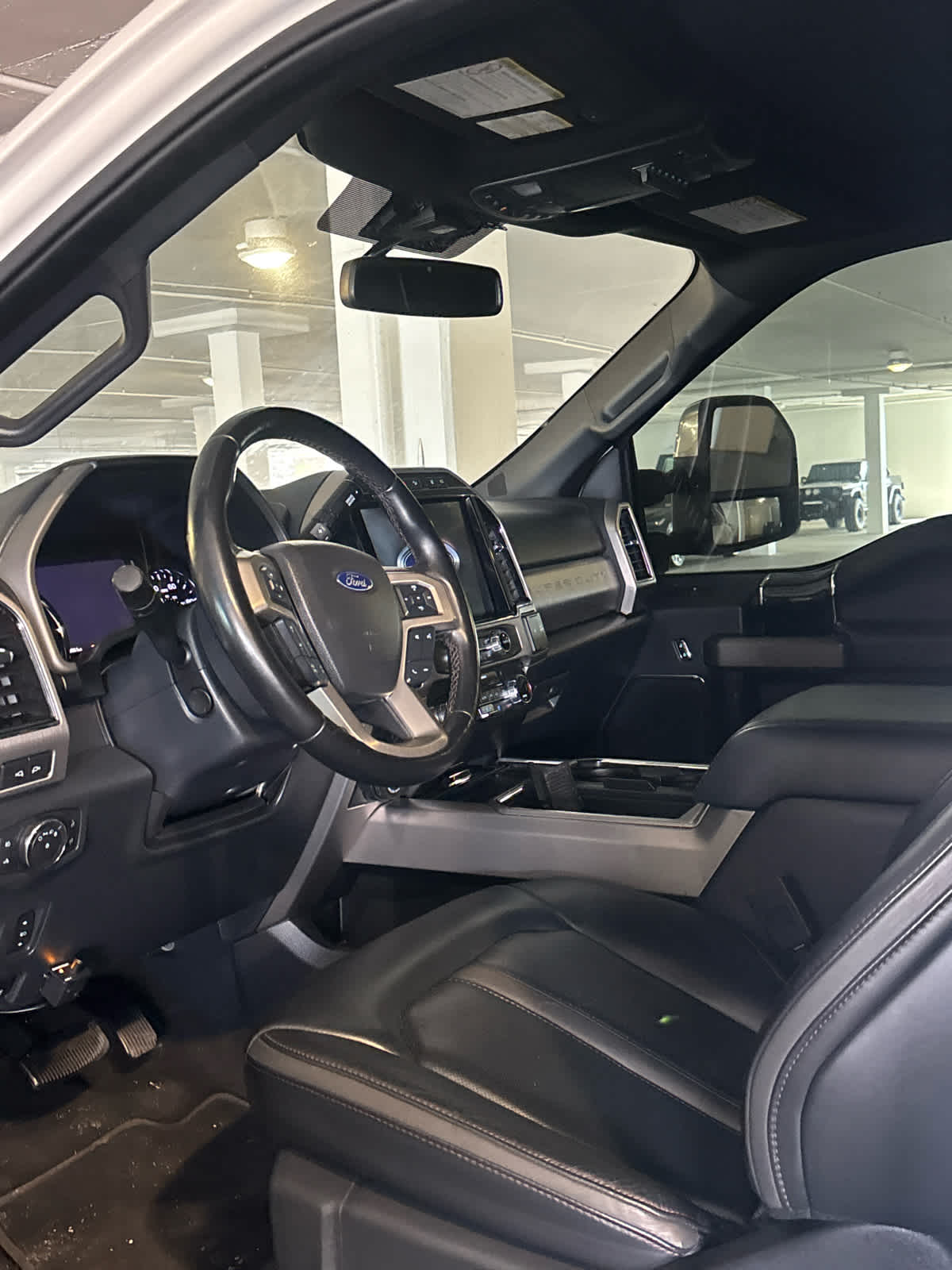 2022 Ford Super Duty F-250 SRW Platinum