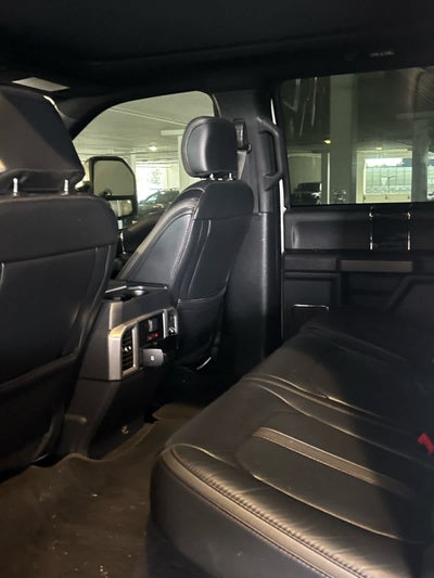 2022 Ford Super Duty F-250 SRW Platinum