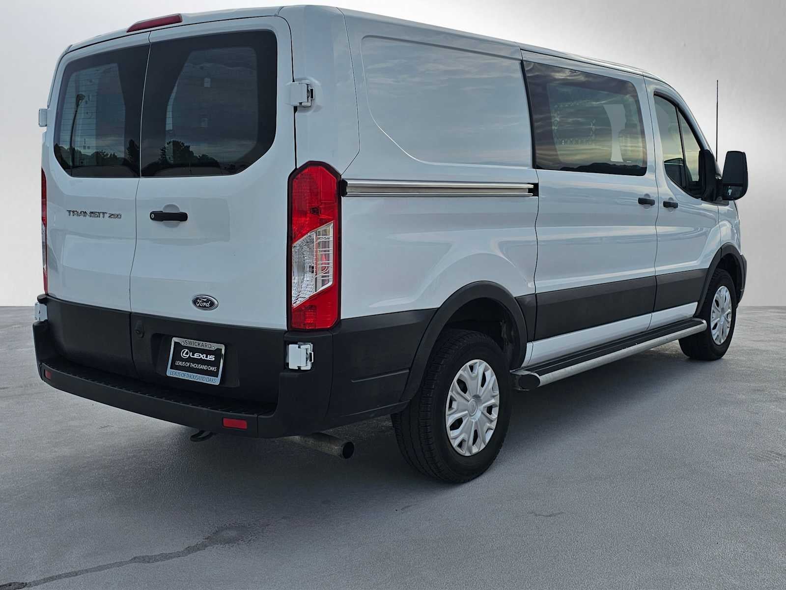 2024 Ford Transit Cargo Van T-250 130" Low Rf 9070 GVWR RWD