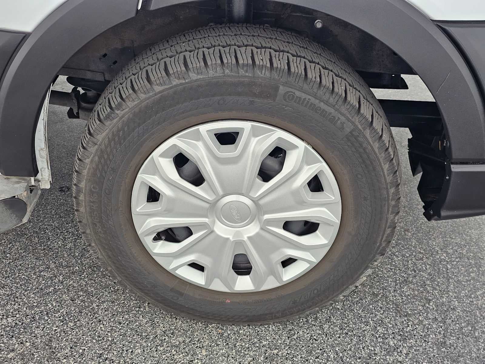 2024 Ford Transit T-250 130" Low Rf 9070 GVWR RWD