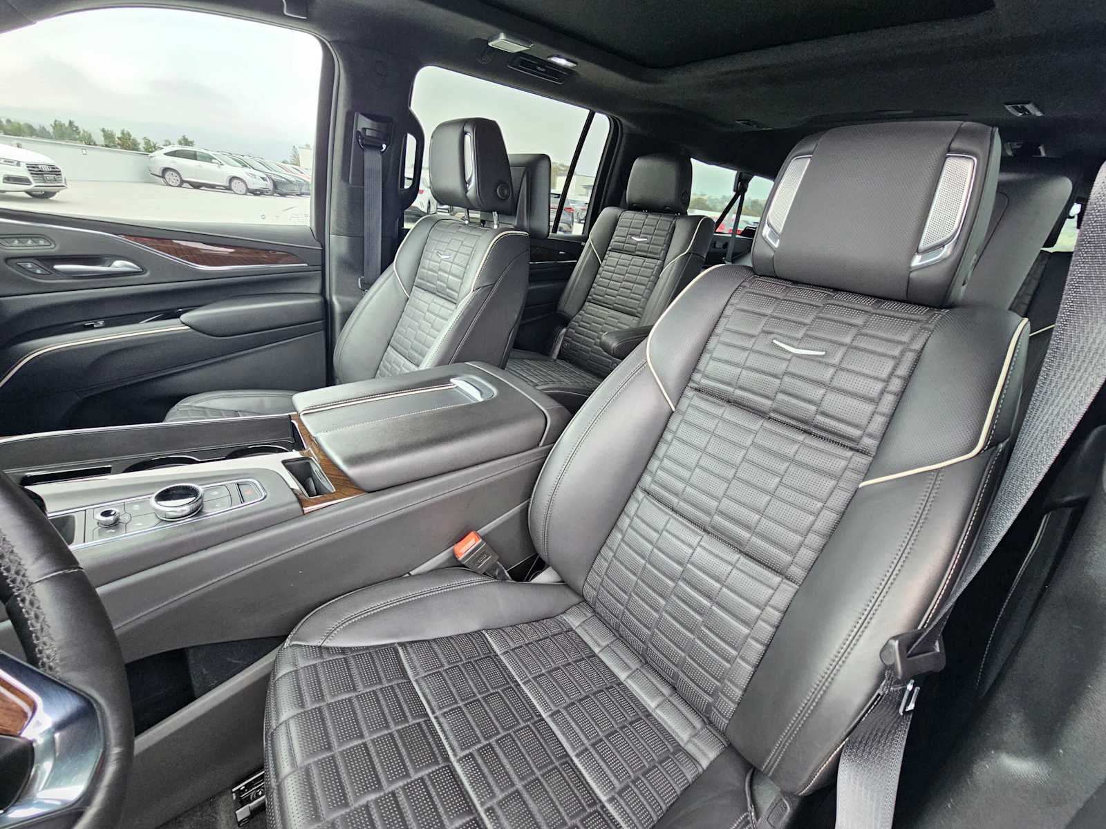2024 Cadillac Escalade ESV 4WD Premium Luxury Platinum