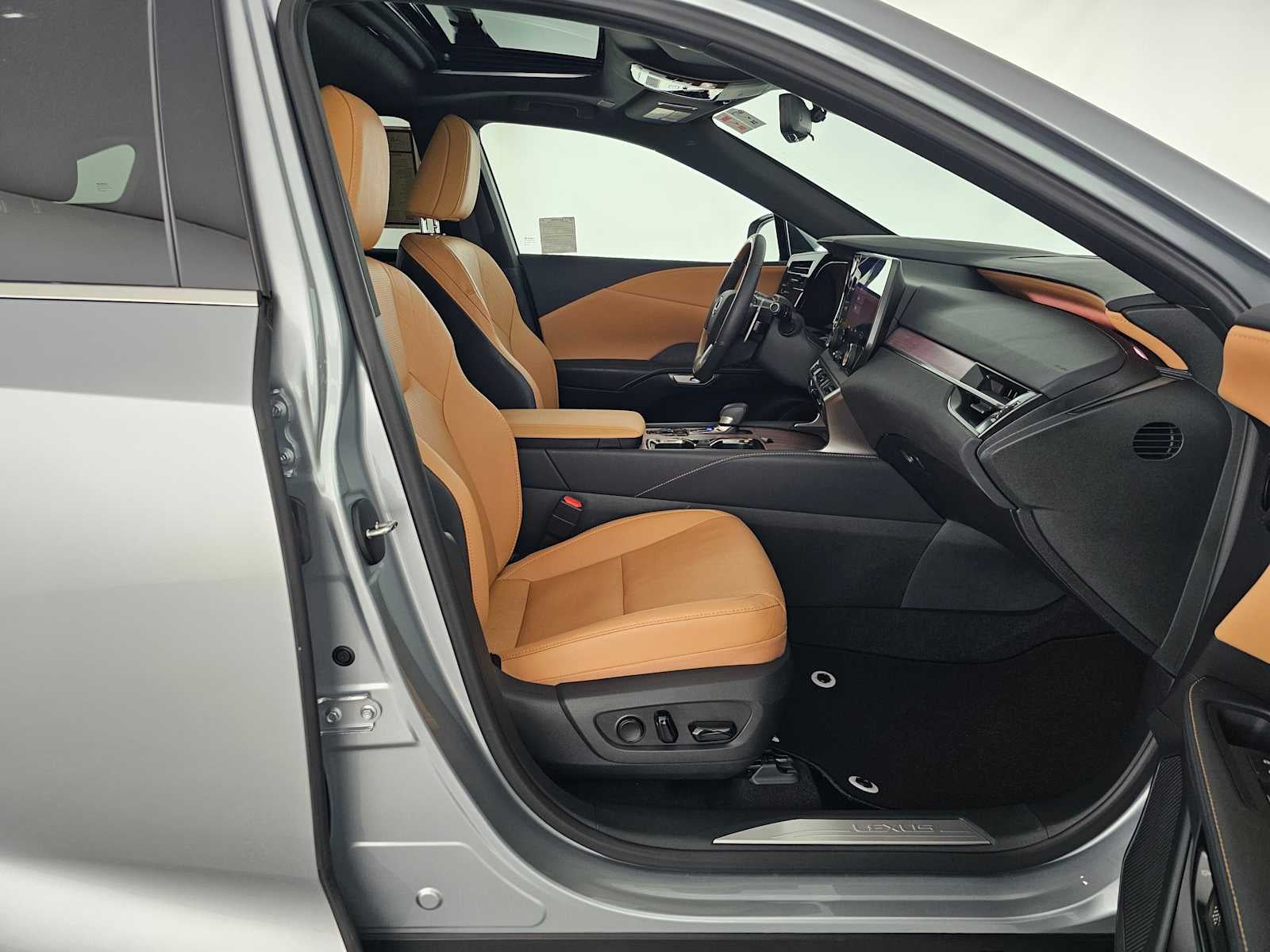 2025 Lexus RX Premium Plus