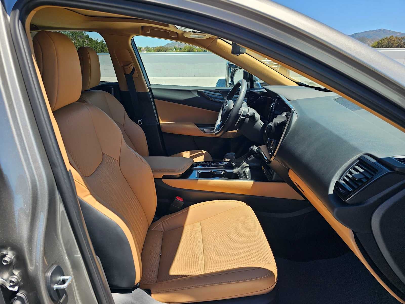 2026 Lexus NX 350h Premium