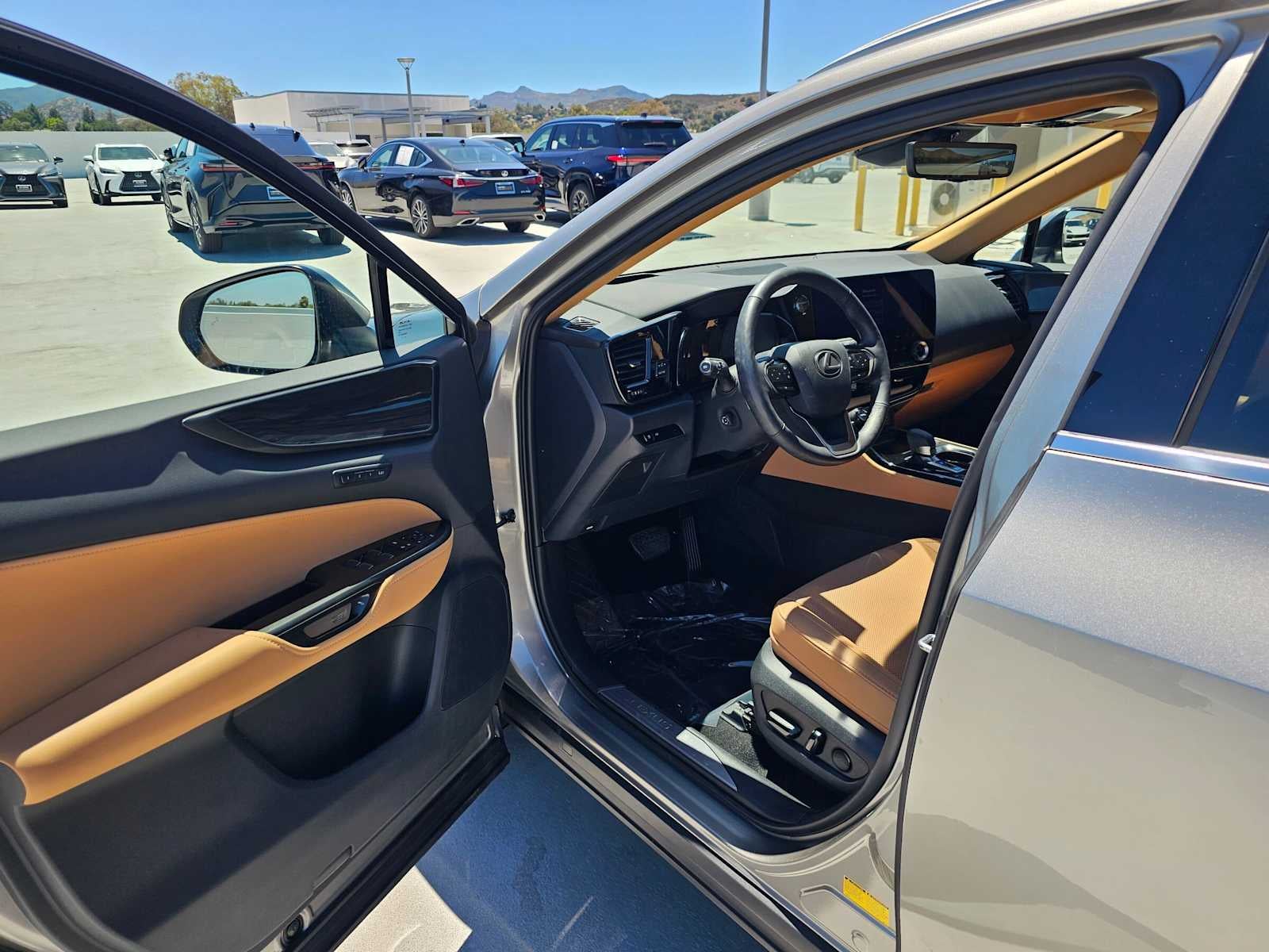 2026 Lexus NX 350h Premium