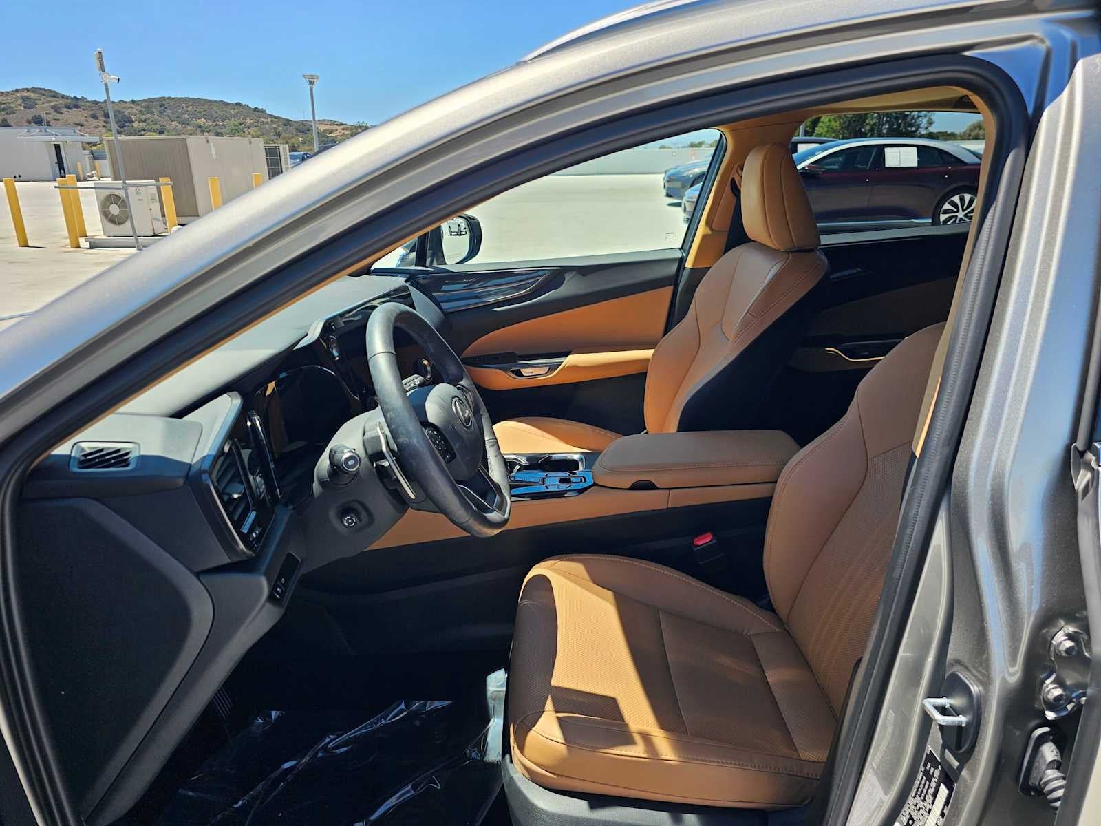 2026 Lexus NX 350h Premium