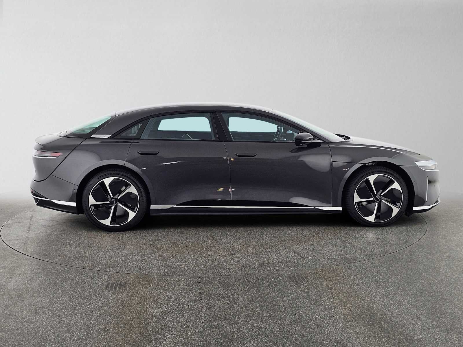 2025 Lucid Air Touring