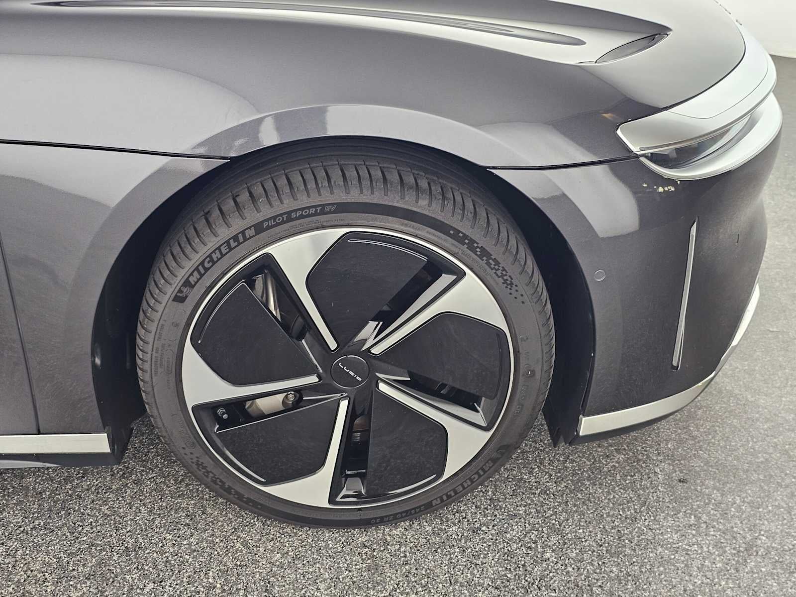 2025 Lucid Air Touring