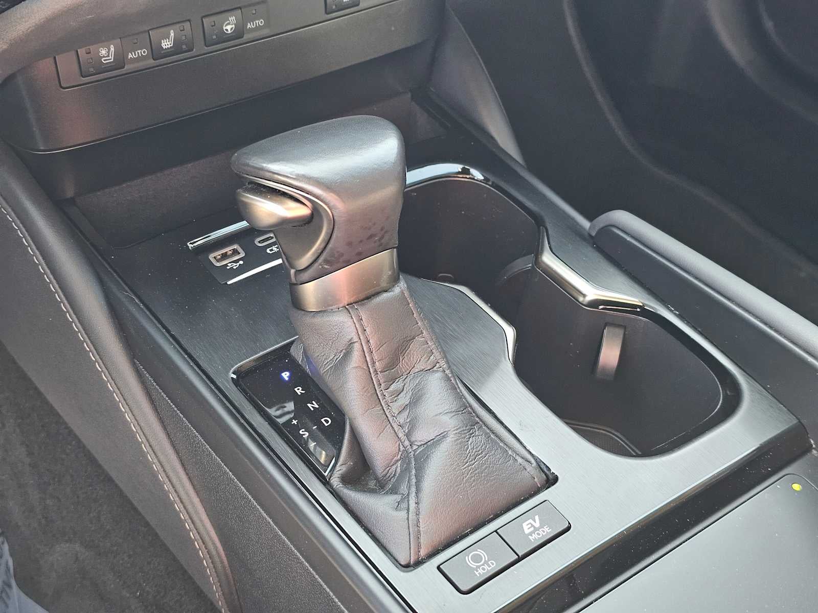 2025 Lexus ES 300h ES 300h