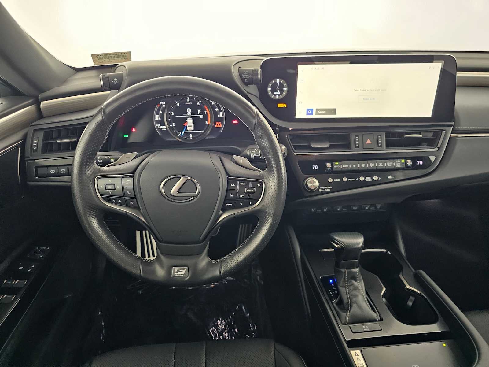 2024 Lexus ES F SPORT Handling