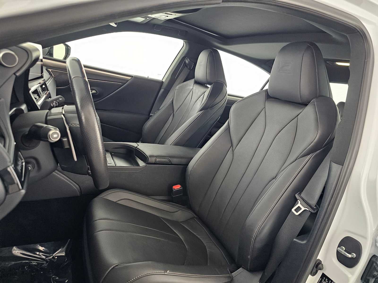 2024 Lexus ES F SPORT Handling